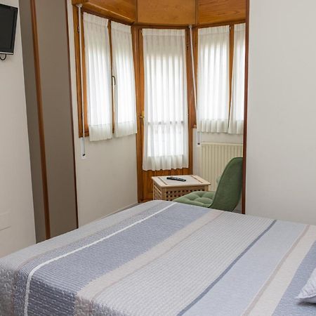 Hotel Plaza Onís Εξωτερικό φωτογραφία