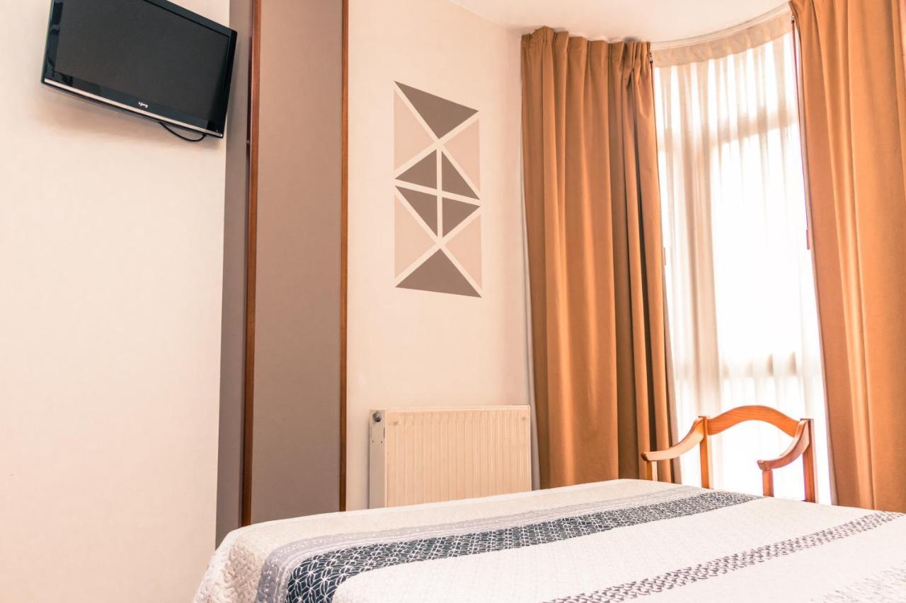Hotel Plaza Onís Εξωτερικό φωτογραφία
