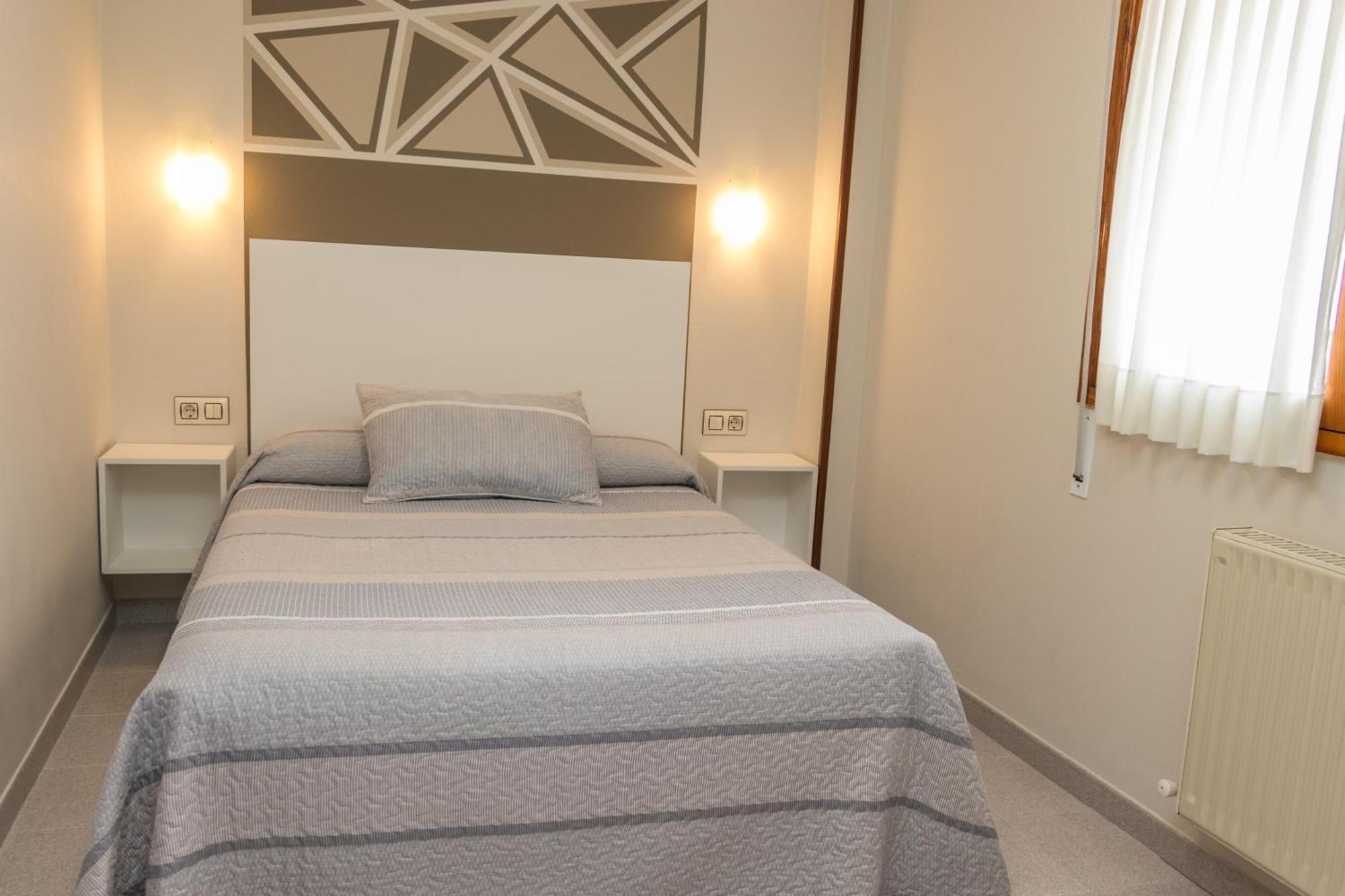 Hotel Plaza Onís Εξωτερικό φωτογραφία