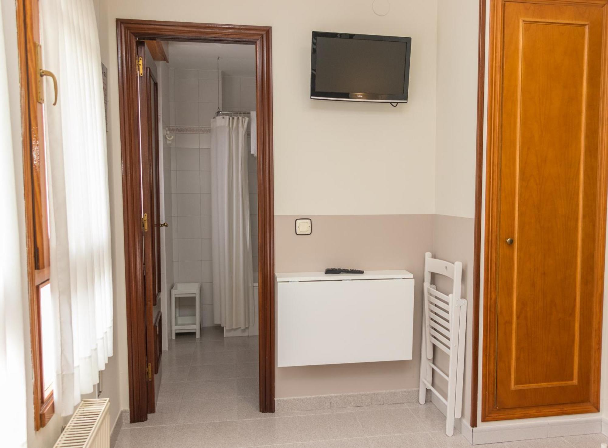 Hotel Plaza Onís Εξωτερικό φωτογραφία