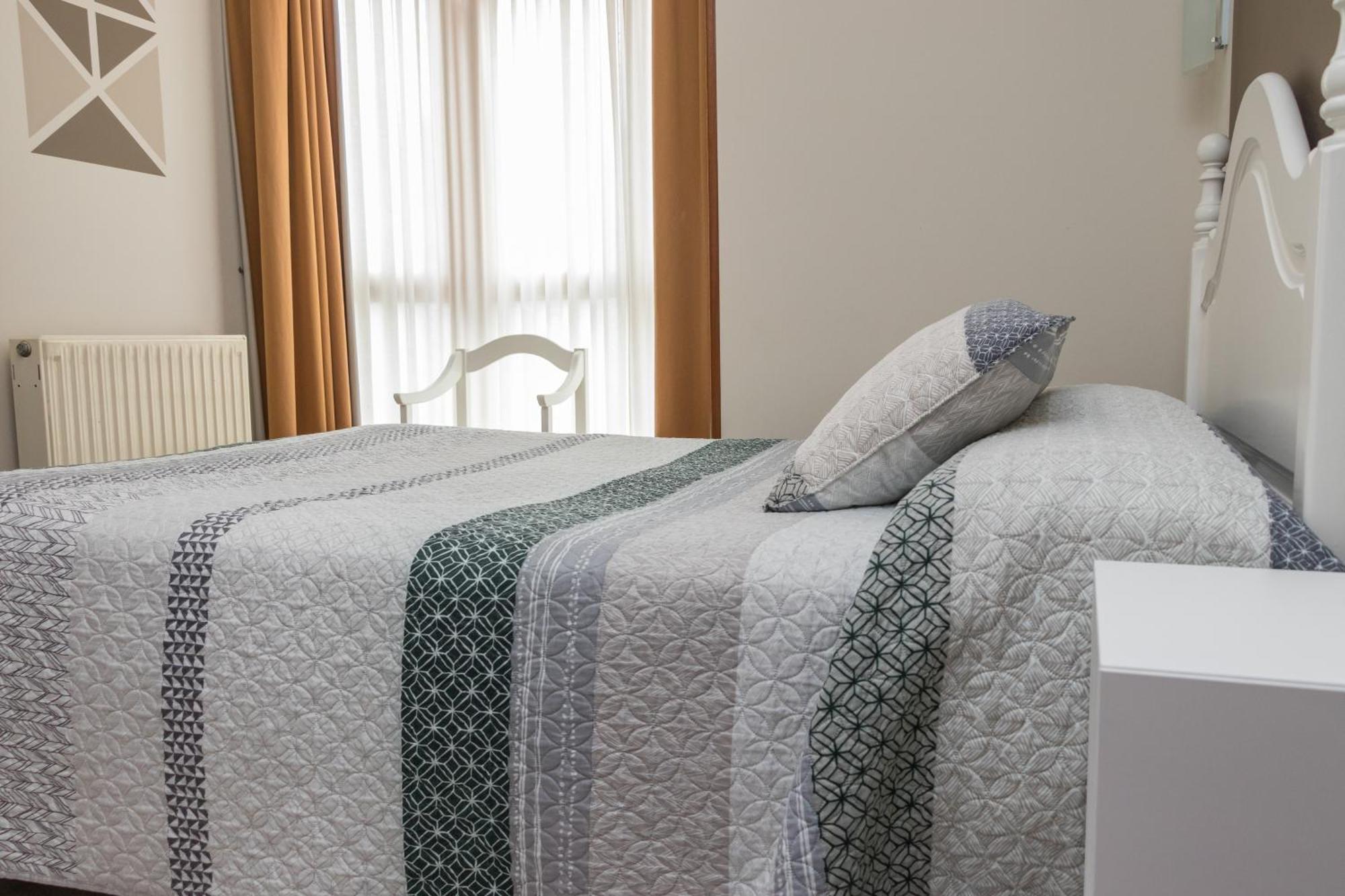 Hotel Plaza Onís Εξωτερικό φωτογραφία